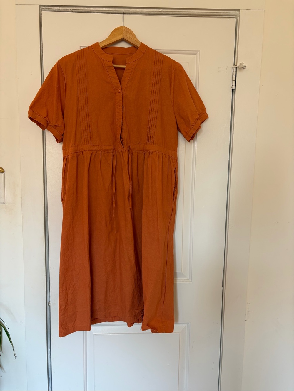 Vintage Burnt Orange Short Sleeve Midi Dress